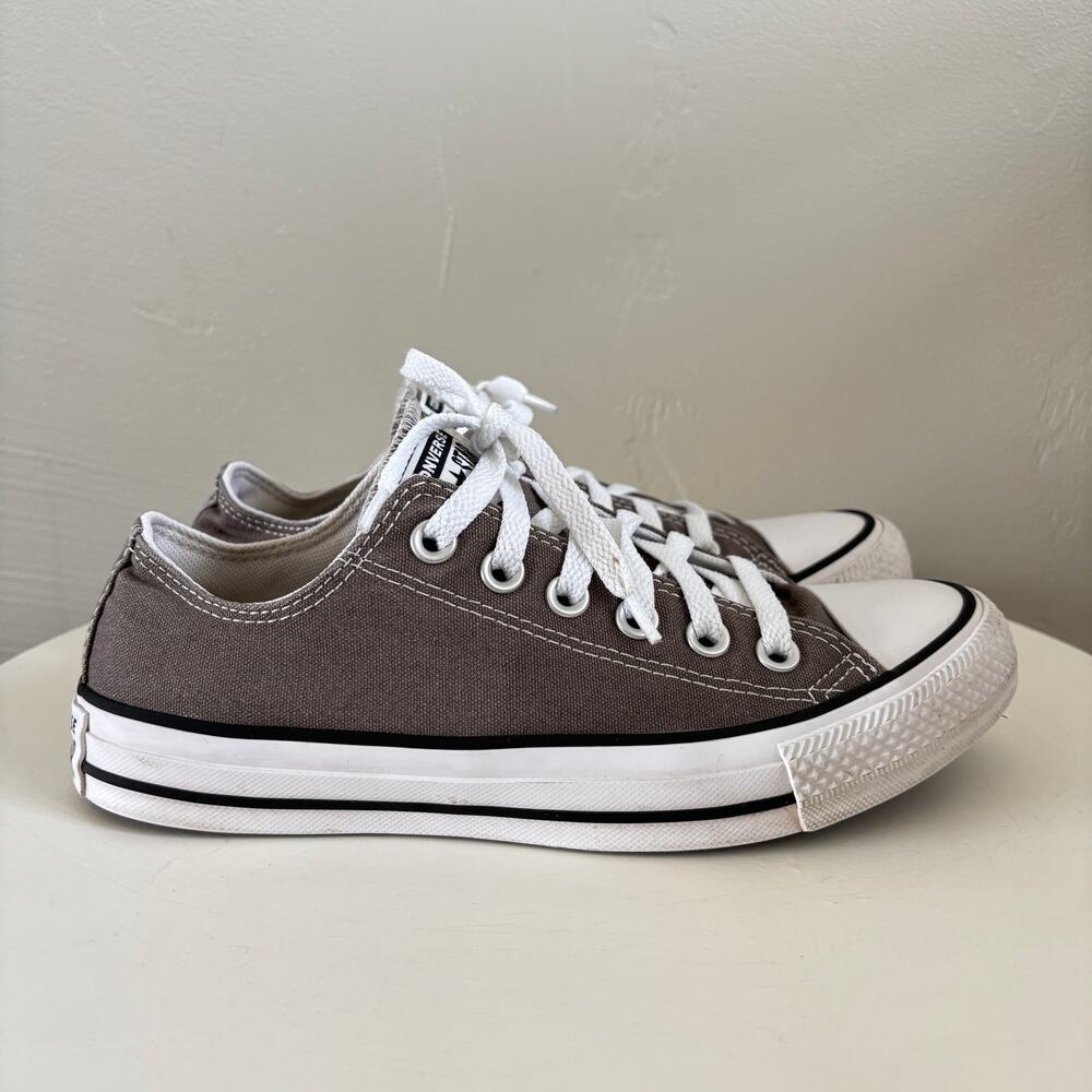 Converse Chuck Taylor All Star Low Top Sneakers Grey - Size: 7 - Picture 2 of 10